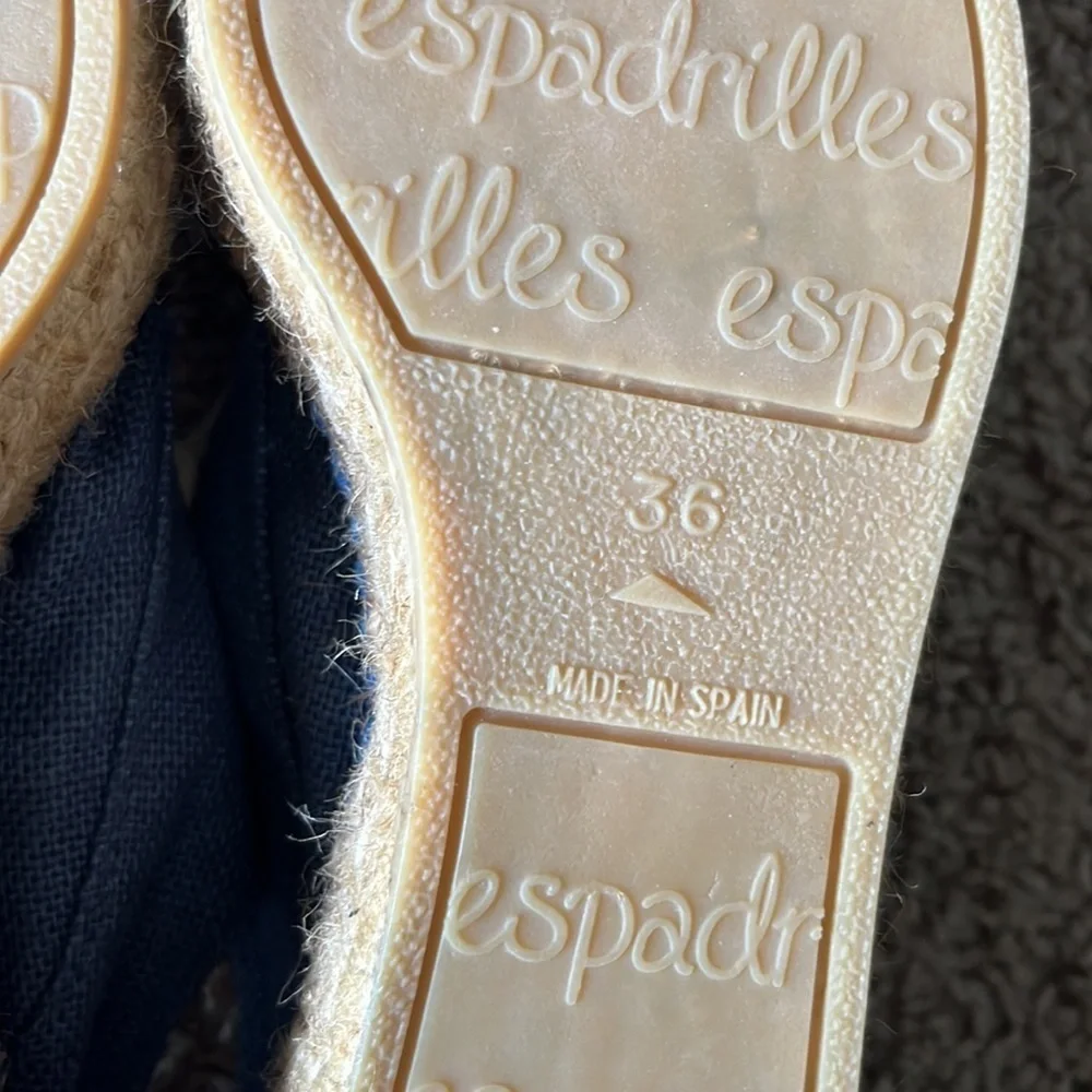 Gaimo blue canvas lace up espadrilles NWOT size 6